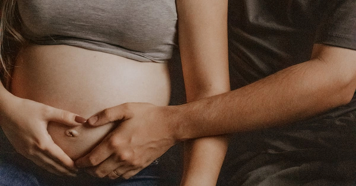 Человек расслабляется за игрой как способ эмоциональной разгрузки